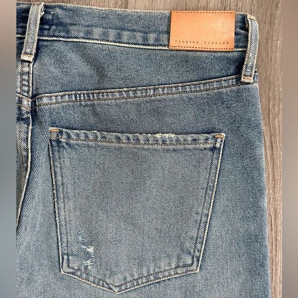 Citizens of Humanity Liya High Rise Classic Fit Crop Jeans in Desperado - Picture 14 of 15